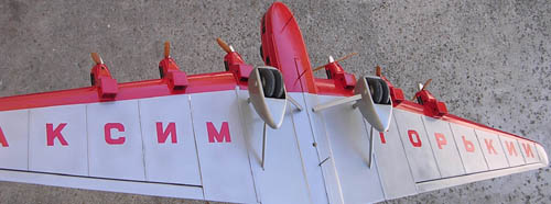  # tp098            ANT-20 Maksim Gorkii Monino museum model 3