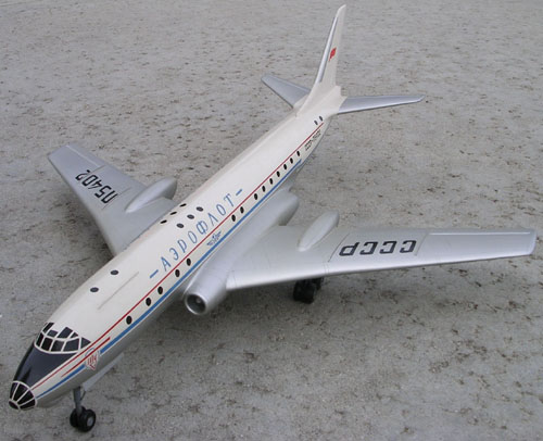  # tp097            Tu-104 old Tupolev model 2