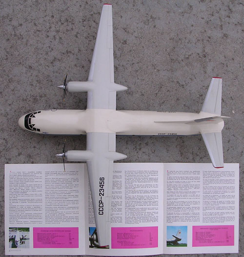  # antp094            An-26 old Antonov model 4