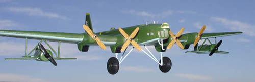  # zhopa052            Zveno TB-3 bomber with two I-16 fighters 4