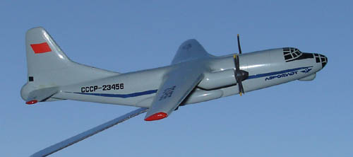  # zhopa050            An-8 transport 2