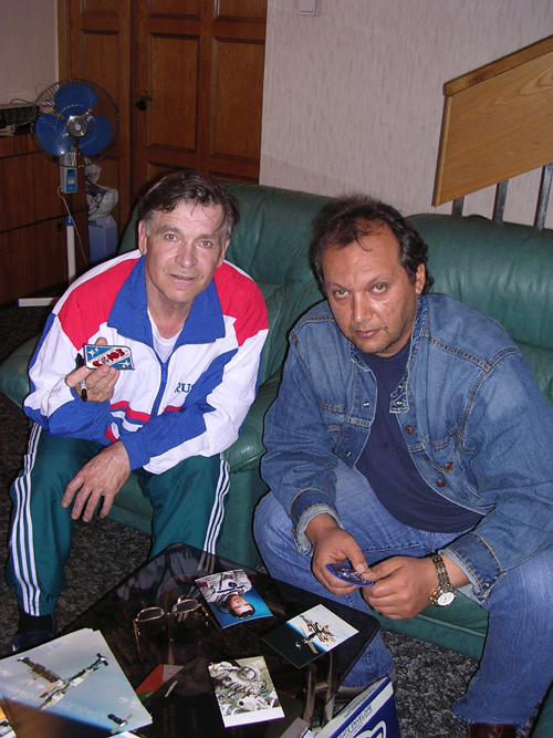  # aup109            VAKO-SOYUZ Serebrov EVA signed patch 3