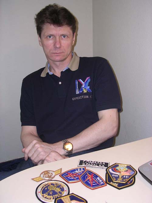  # fp064            Soyuz TMA-4/ISS-9 flown patches 2