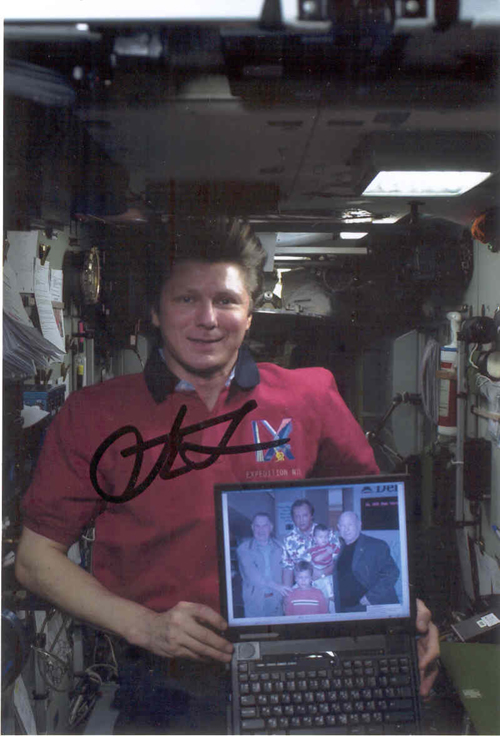  # ci287a            Photos from ISS 1