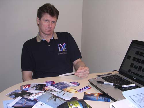  # gp903            ISS on orbit flown photo 2