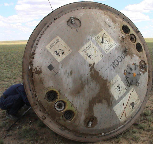  # mir700            Soyuz engine ring and hatch opener 5