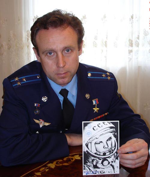  # zal350            Yuri Gagarin photo flown on ISS 3