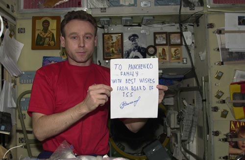  # ic090            Greeting to my family from the board of International Space Station sent by commander of Soyuz TMA-1/ISS/Soyuz TM-34 Sergei Zalyotin. 1