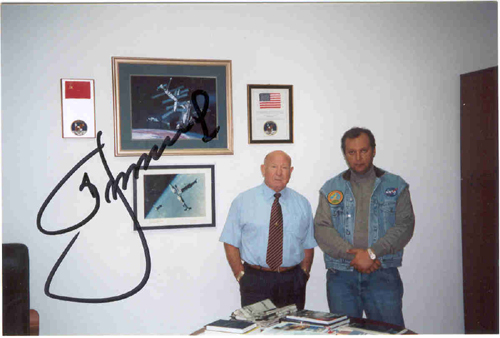  # ic099            Photos with Leonov in his office 2