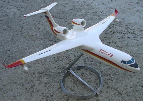  # seapl131            Be-200 model (needs repair-reduced price) 1