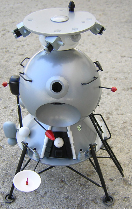  # sm199a            Lunar Lander 2