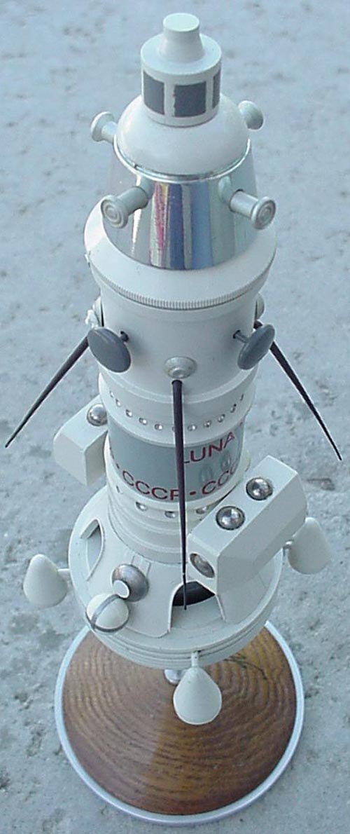  # sm180            Luna-10 model from cosmonaut A.Berezovoy 2