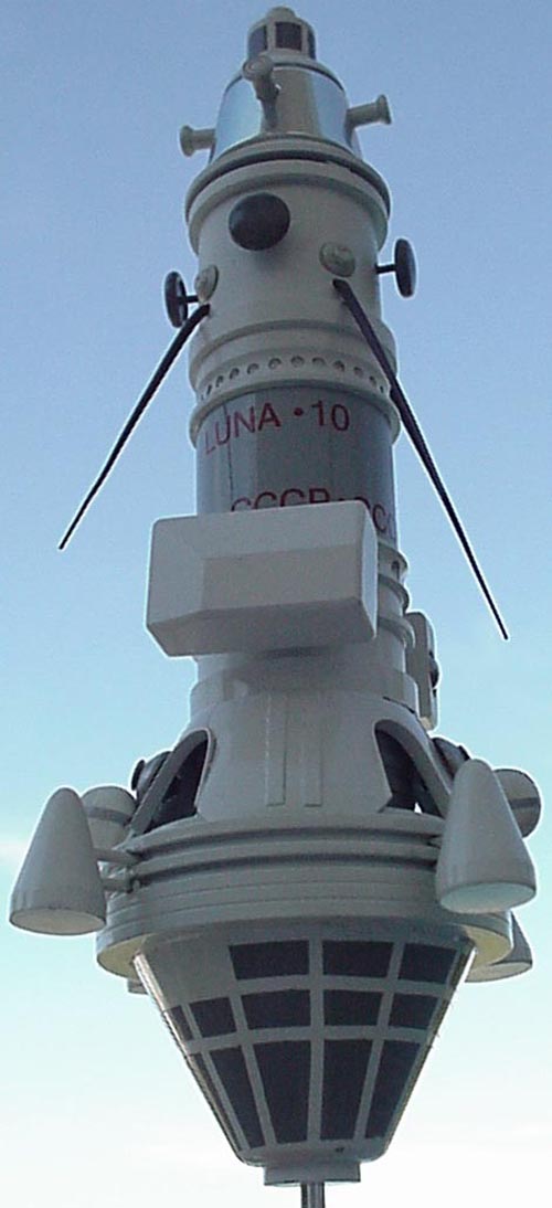  # sm180            Luna-10 model from cosmonaut A.Berezovoy 3