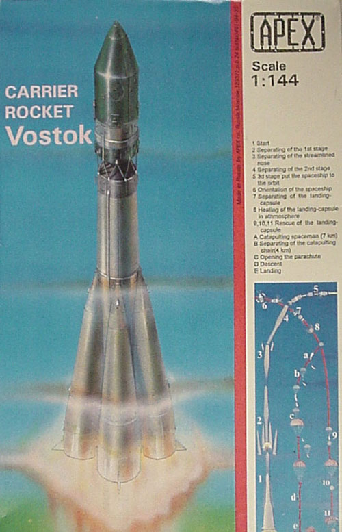  # sm901            Vostok rocket carrier plastic kit model 1