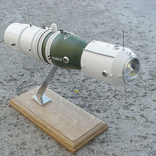  # sm170            Soyuz-1 project station metal model 1