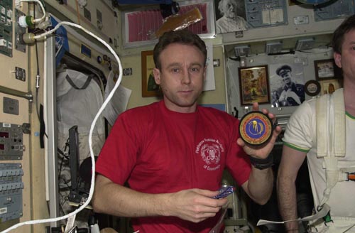  # fp100            Soyuz TMA-1/TM-34-ISS flown NPO Energia patch 2