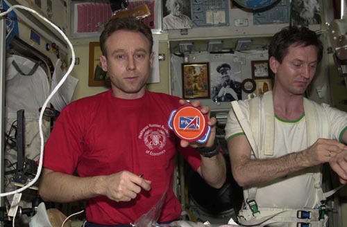  # fp102           Soyuz TMA-1/TM-34-ISS flown RKA patch 2