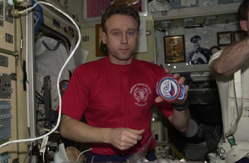  # fp104            Soyuz TMA-1/TM-34-ISS flown Mission Control C 2