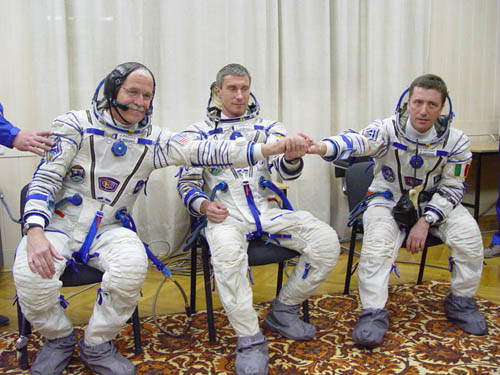  # spp097b            Soyuz TMA-6 patch on Sokol suits 1
