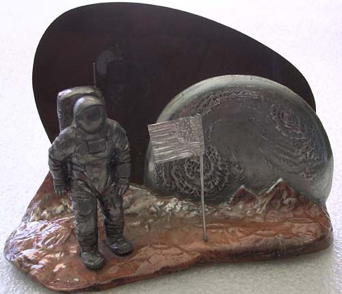  # adsk148            Apollo astronaut on the Moon 1