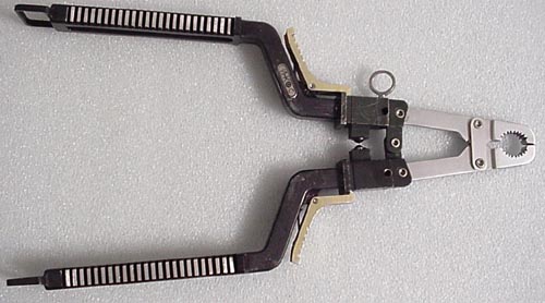  # h122            On board MIR Crimper-Pliers 1