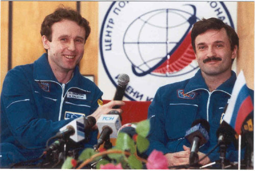  # h063            Last MIR expedition commander Zaletin jump sui 1