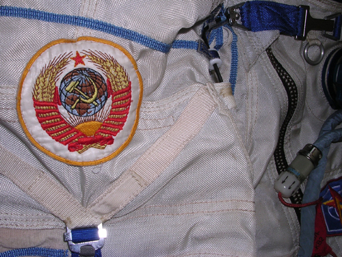  # h048  Soyuz TM-8/MIR Sokol suit of A. Viktorenko 3