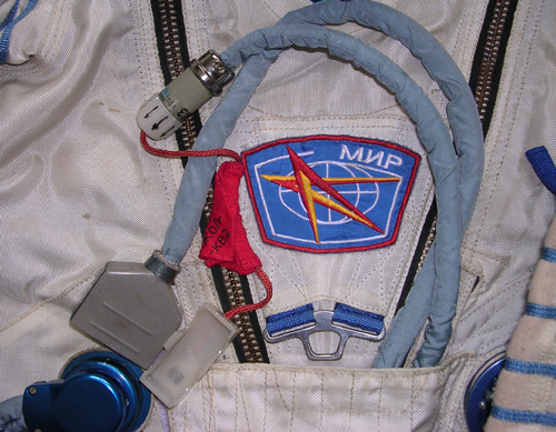  # h048  Soyuz TM-8/MIR Sokol suit of A. Viktorenko 5