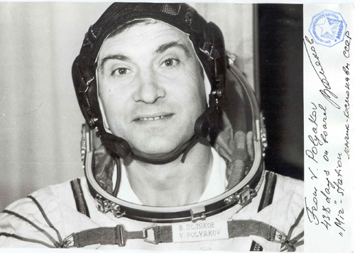  # pf112            Polyakov photo flown on MIR 438 days 1