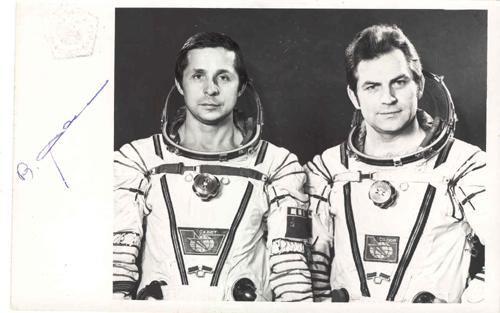  # pf126            Kovalyonok-Savinykh (Soyuz T-4/Salyut-6) crew 1