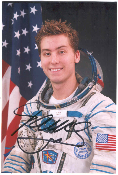  # pf109            Lance Bass photo flown on Soyuz TMA-ISS-TM-34 1