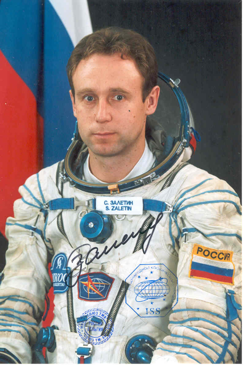  # fpit113            Soyuz TMA-1 commander S.Zaletin flown on IS 1