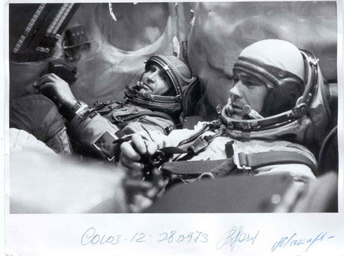  # fpit200            Soyuz-12 Lazarev-Makarov flown photo 1