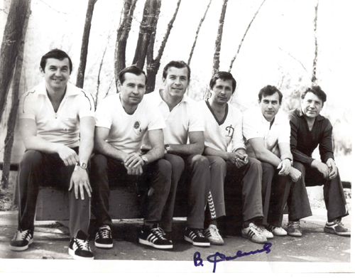  # soy360            Cosmonaut Viktor Savinykh autographed photo 1