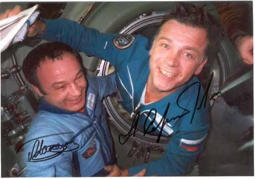  # soy150            Soyuz TM-17/TM-16 meeting on orbit 1