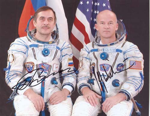  # cspc099            Soyuz TMA-8/ISS-13 crew photos 8 x 10 1
