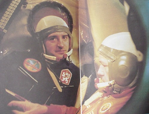  # buca301            Czechoslovakian back up cosmonaut Pelczak autographed book 4