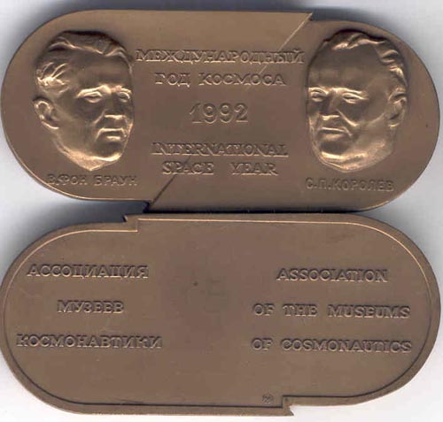  # md109            V.Braun-S.P.Korolev International Space Year AMCOS medal 1