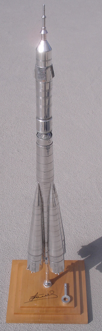  # h047b R-7 Soyuz rocket with launch key 1